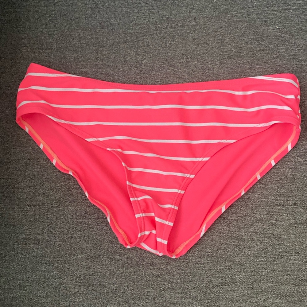 Gently used top swimwear piece dark pink & white from Old Navy